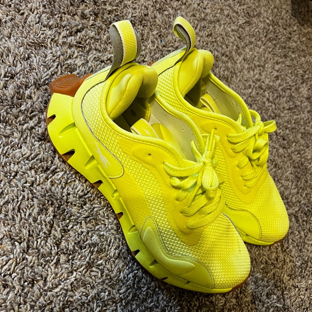 Women’s Reebok shoes